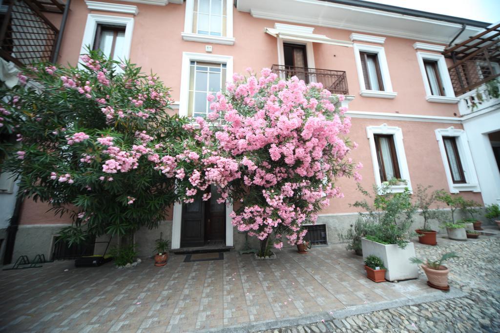 Antica Corte Milanese ノヴァーテ・ミラネーゼ エクステリア 写真