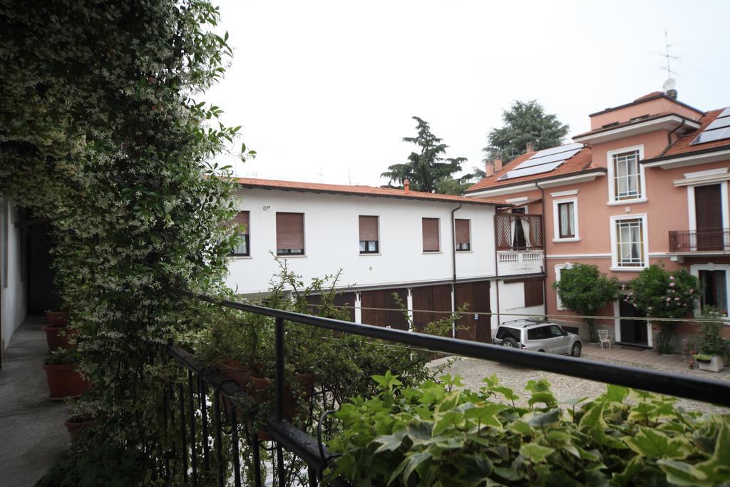 Antica Corte Milanese ノヴァーテ・ミラネーゼ エクステリア 写真