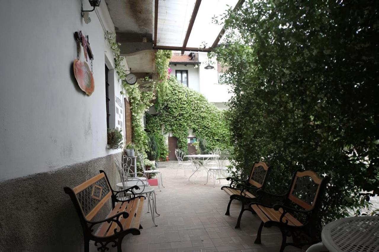 Antica Corte Milanese ノヴァーテ・ミラネーゼ エクステリア 写真